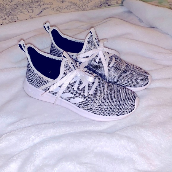 Excellent condition Only worn 2 times - Picture 2 of 6